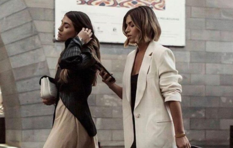 Estilo demure: la elegancia discreta en tendencia